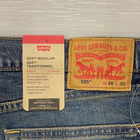 Levis 505 Jeans Mens 36 x 30 Straight Leg Regular Fit Denim Wash 2146 - Picture 3 of 10